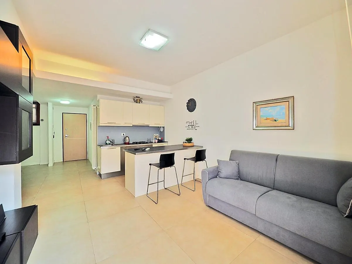 Sofia Sweet Home Lerici Apartment