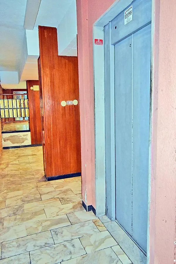 Sofia Sweet Home Lerici 0*,